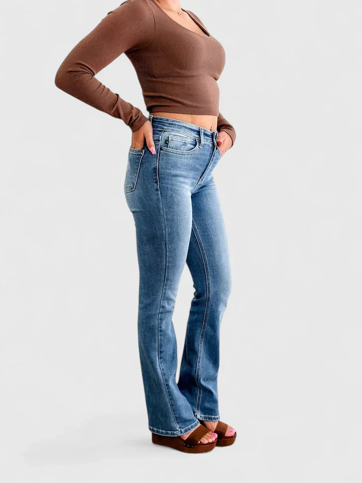 Classic Relaxed Fit Everyday Jeans