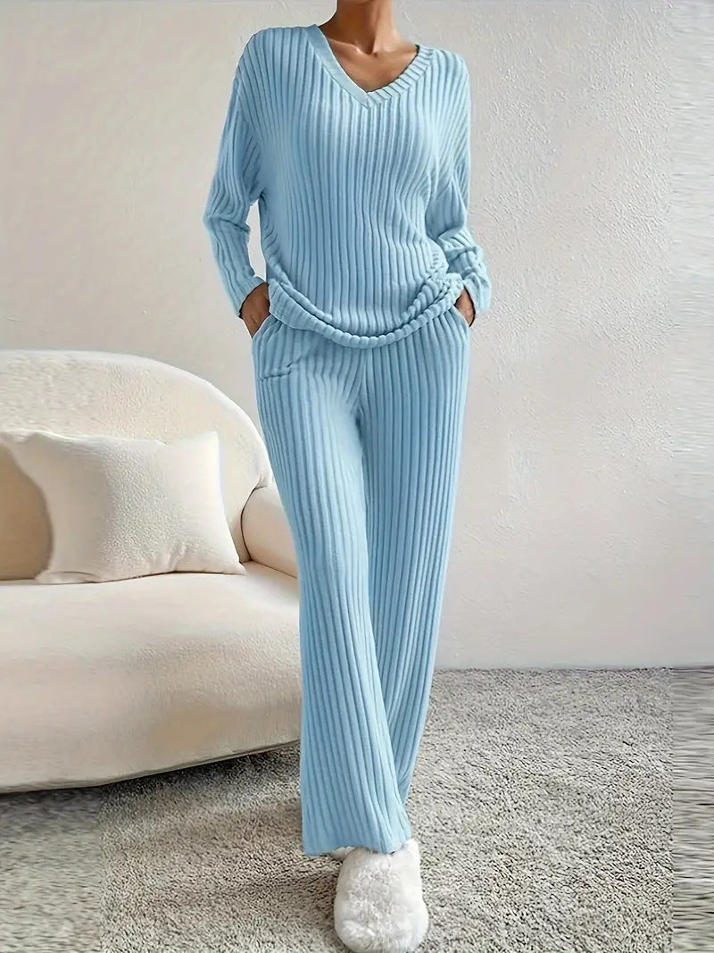 V-Neck Ribbed Lounge Set